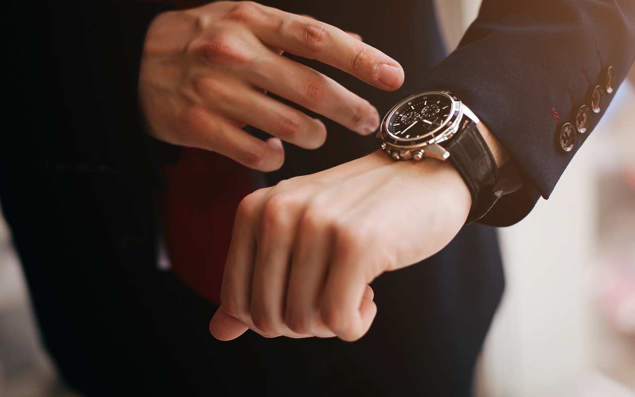 Modne i funkcjonalne zegarki – jaki wybrać?